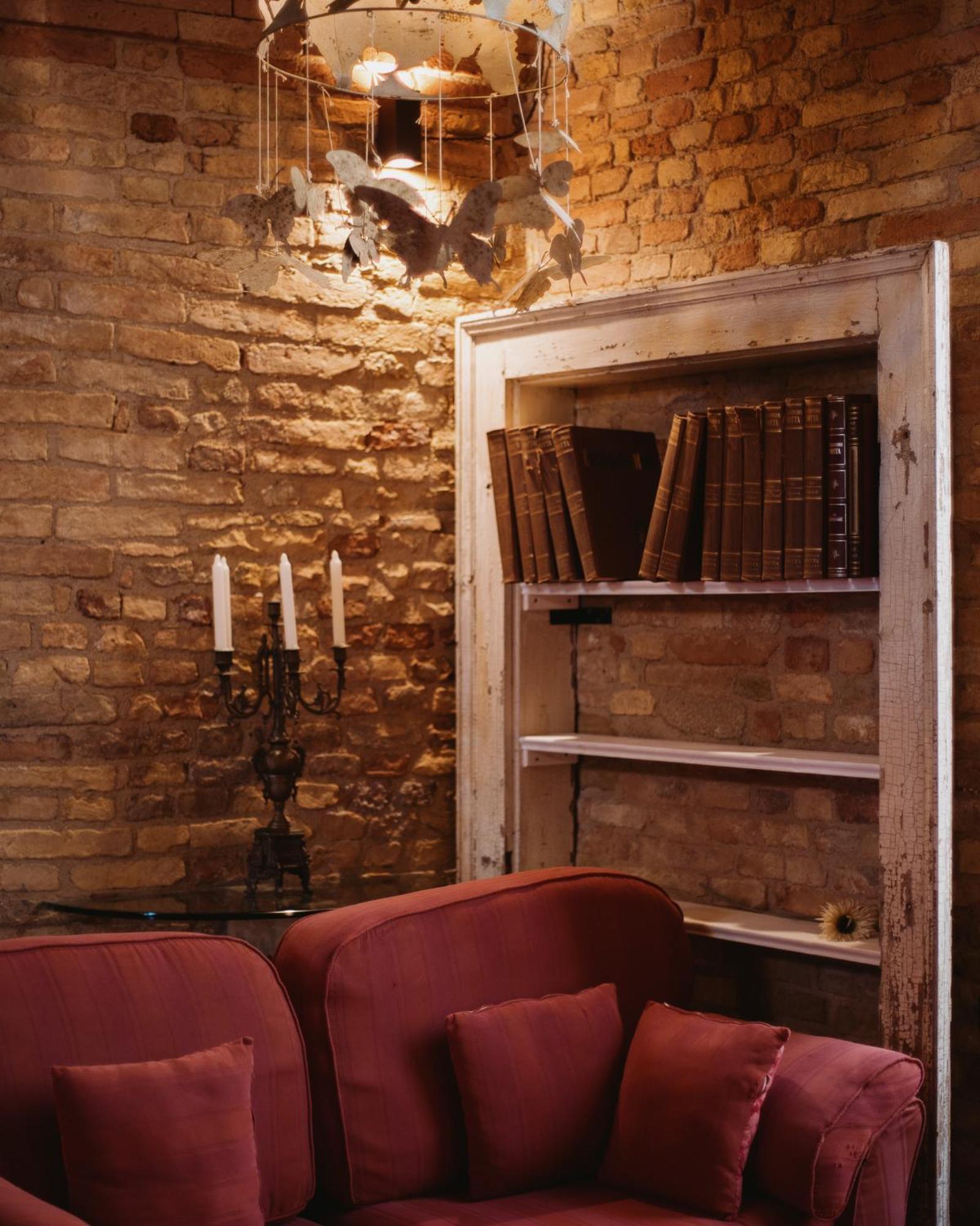 Hotel Oviv Dimora Del Borgo Acquaviva Picena Bagian luar foto